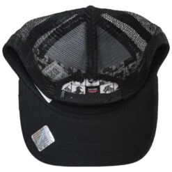 Goorin Bros Lone Wolf Mesh Trucker Snapback Baseball Cap -Novel Accessories 439820